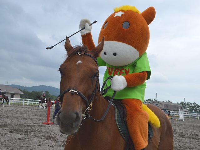 ターフィーが“模範騎乗” 日高育成牧場で町民乗馬大会 | 競馬ニュース - netkeiba