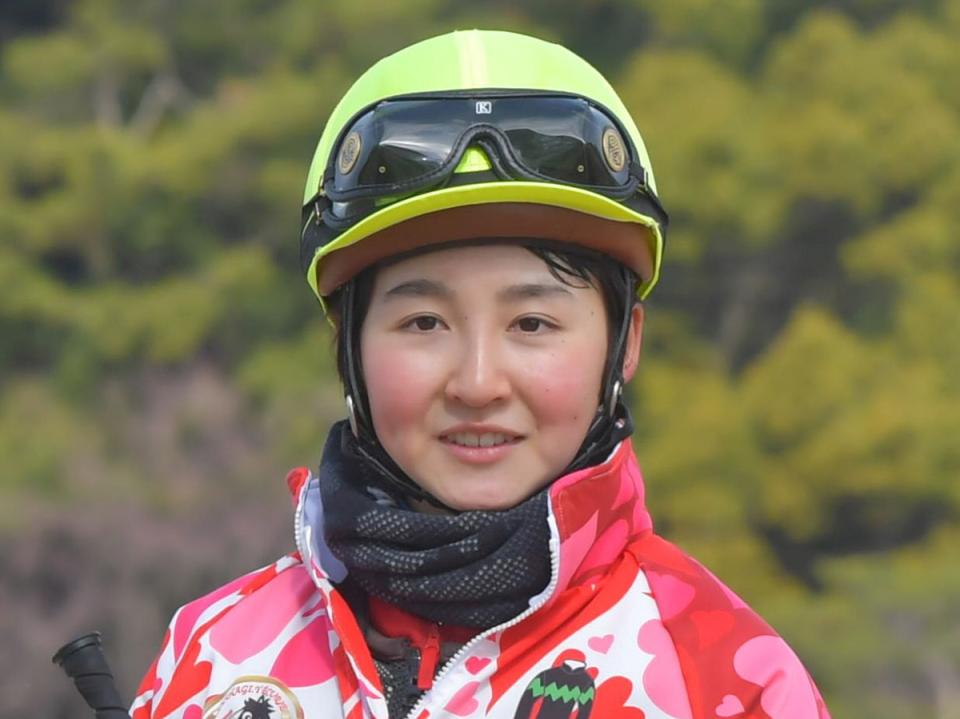 女性ジョッキー・古川奈穂が２週連続Ｖで通算２勝目 | 競馬ニュース 