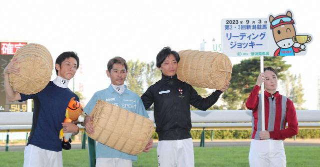 夏の新潟騎手リーディングは川田 新潟県産米1俵ゲット「楽しく争えた」 | 競馬ニュース - netkeiba