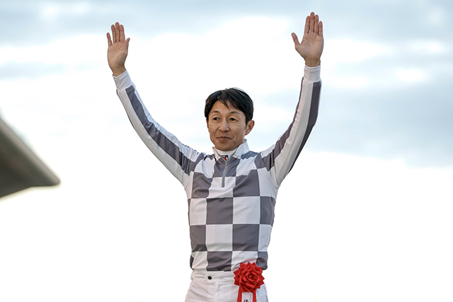 貴重】武豊騎手オリジナルブランドの完全未開封サイン入りシャツ（1996